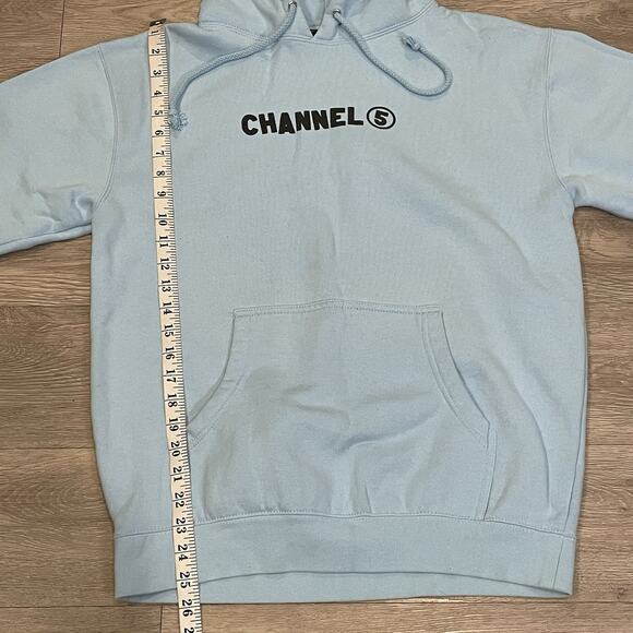 Channel 5 Mens Sweatshirt M Hoodie Graphic Y2K Streetwear Skateboarding Casual - Picture 5 of 5